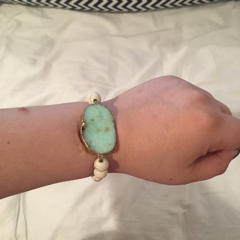Jeweled bracelet - Picture 1 of 2